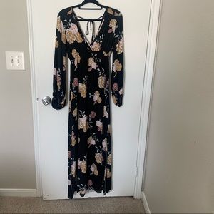 Vici maxi dress